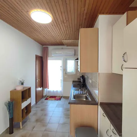 In - Balaton 18627 Appartement Fonyód