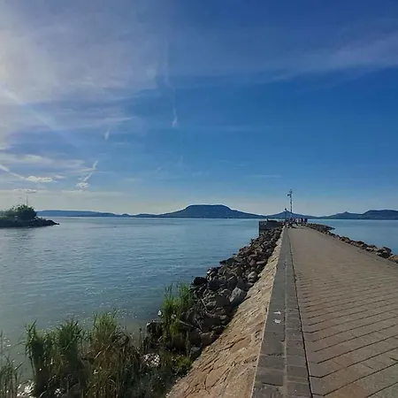 Appartement In - Balaton 18627 Fonyód