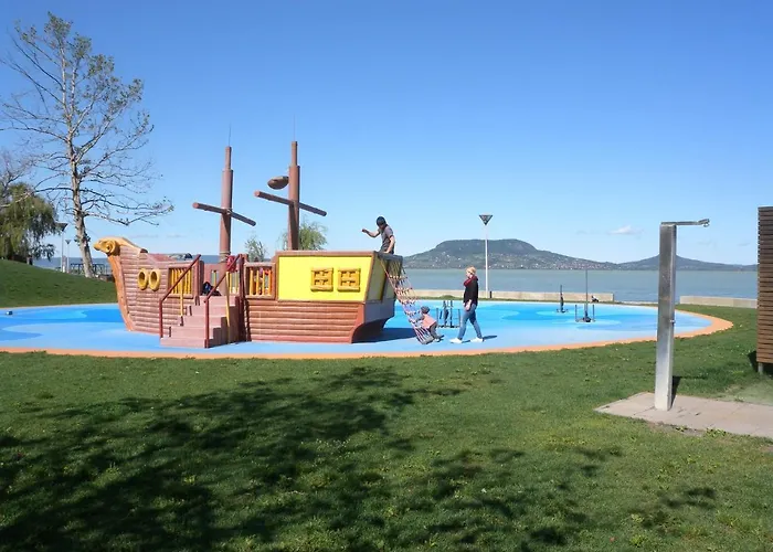 In - Balaton 18627 Appartement Fonyód