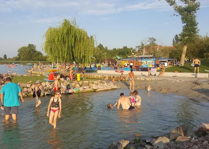 In - Balaton 18627 *